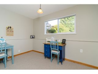 Photo 16: 15871 THRIFT Avenue: White Rock House for sale (South Surrey White Rock)  : MLS®# R2057585