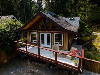 Photo 1: 1166 MILLER Road: Bowen Island House for sale : MLS®# R2702357