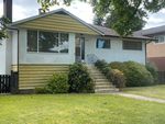 Main Photo: 6730 ASHWORTH Avenue in Burnaby: Upper Deer Lake House for sale (Burnaby South)  : MLS®# R2896957
