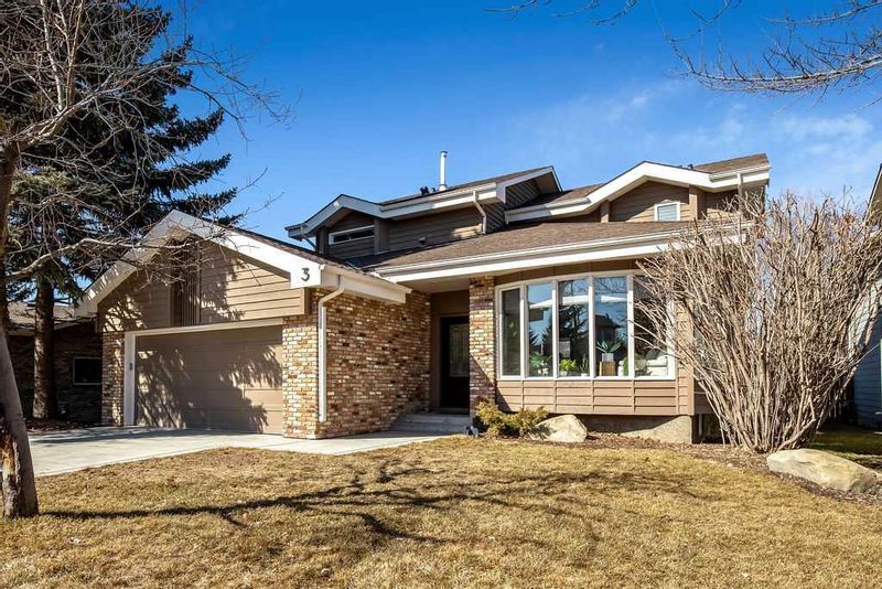 FEATURED LISTING: 3 Sun Harbour Road Southeast Calgary