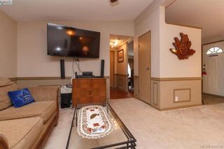 Photo 16: 145 7 Chief Robert Sam Lane in VICTORIA: VR Glentana Manufactured Home for sale (View Royal)  : MLS®# 811820