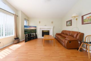 Photo 3: 2347 KELLY Avenue in Port Coquitlam: Central Pt Coquitlam House for sale : MLS®# R2825977