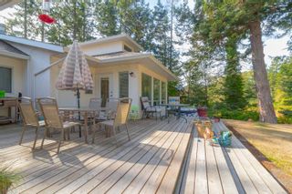 Photo 19: 9320/9316 Lochside Dr in North Saanich: NS Bazan Bay House for sale : MLS®# 886022