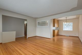 Photo 10: 81 Carmangay Crescent NW in Calgary: Collingwood Detached for sale : MLS®# A1195999