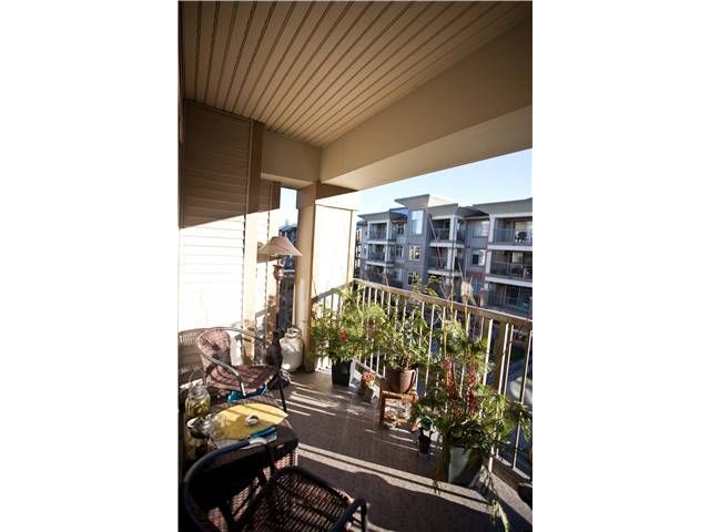 Photo 9: Photos: # 320 12238 224TH ST in Maple Ridge: East Central Condo for sale : MLS®# V1099348