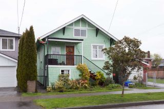 Photo 3: 2243 FERNDALE Street in Vancouver: Hastings House for sale (Vancouver East)  : MLS®# R2257597