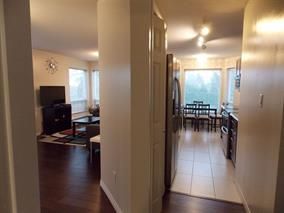 Photo 5: 211 2855 152nd Street in Surrey: Condo for sale