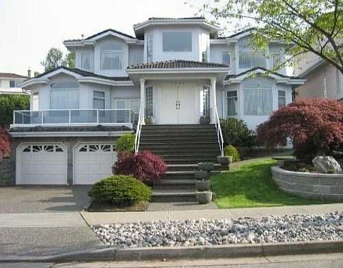 Main Photo: 7938 REIGATE RD in Burnaby: Burnaby Lake House for sale (Burnaby South)  : MLS®# V589314
