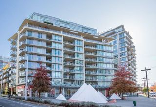 Photo 1: 807 88 W 1ST Avenue in Vancouver: False Creek Condo for sale in "The One" (Vancouver West)  : MLS®# R2631728