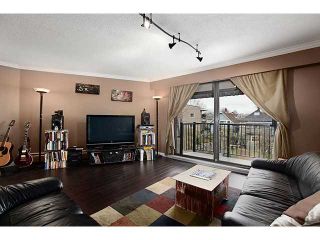 Photo 1: 306 2222 CAMBRIDGE Street in Vancouver: Hastings Condo for sale (Vancouver East)  : MLS®# V951817
