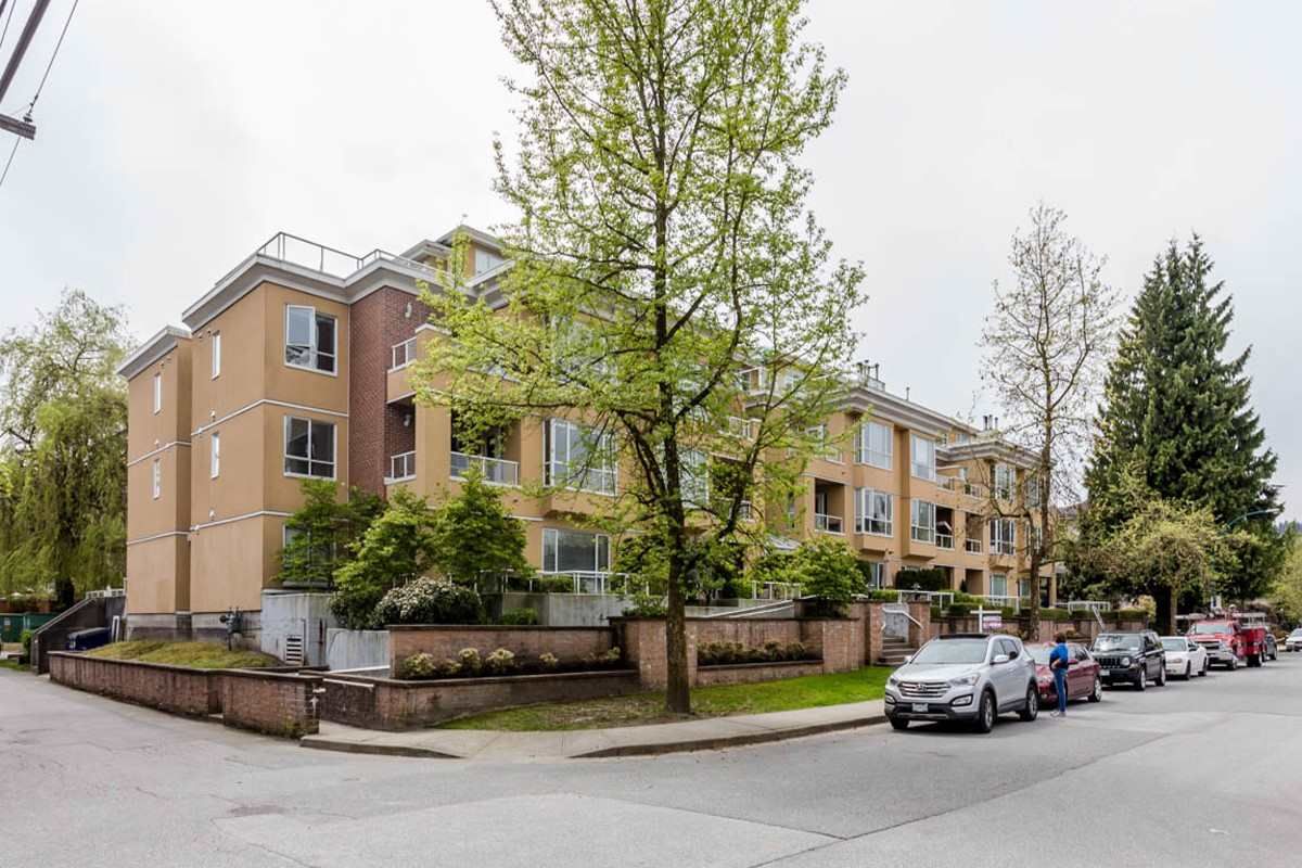 Main Photo: 108 2340 HAWTHORNE Avenue in Port Coquitlam: Central Pt Coquitlam Condo for sale in "BARRINGTON PLACE" : MLS®# R2177067