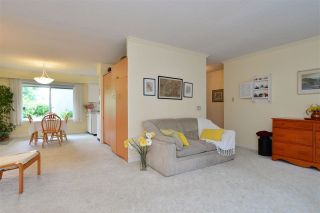 Photo 7: 106 1351 MARTIN Street: White Rock Condo for sale in "The Dogwood" (South Surrey White Rock)  : MLS®# R2186058