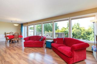 Photo 6: 1123 Munro St in Esquimalt: Es Saxe Point Half Duplex for sale : MLS®# 842474