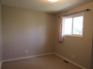 Photo 18: 9201 Morinville Drive in Morinville: Townhouse for rent