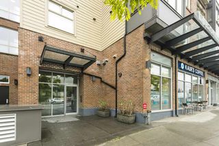Photo 19: 301 2408 E BROADWAY Street in Vancouver: Renfrew VE Condo for sale in "Broadway Crossing" (Vancouver East)  : MLS®# R2279075