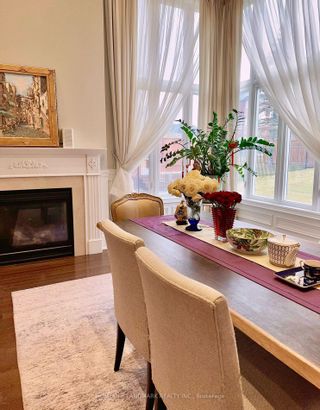 Photo 3: 31 Royal County Down Crescent in Markham: Angus Glen House (2-Storey) for sale : MLS®# N8119586