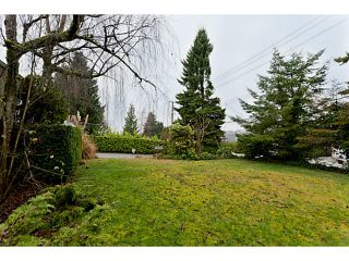 Photo 4: 375 GUILBY Street in Coquitlam: Coquitlam West House for sale in "CARIBOO/MAILLARDVILLE" : MLS®# V996440