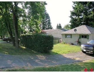 Photo 10: 14093 114TH Avenue in Surrey: Bolivar Heights House for sale (North Surrey)  : MLS®# F2821058