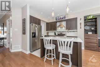 Photo 8: 754 PUTNEY CRESCENT in Ottawa: House for sale : MLS®# 1386736