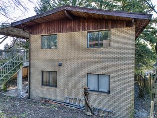 Photo 12: 8097 10TH Avenue in Burnaby: East Burnaby House for sale (Burnaby East)  : MLS®# R2870236