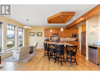 Photo 8: 755 South Crest Drive in Kelowna: House for sale : MLS®# 10308153