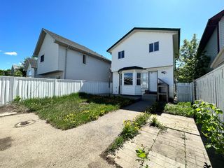 Photo 19: 80 Erin Circle SE in Calgary: Erin Woods Detached for sale : MLS®# A2050333