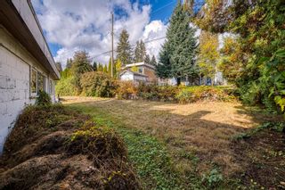 Photo 6: 960 FOREST HILLS Drive in North Vancouver: Edgemont House for sale : MLS®# R2735938