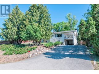 Photo 2: 6548 Longacre Drive in Vernon: House for sale : MLS®# 10309923