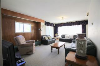 Photo 3: 4161 PANDORA Street in Burnaby: Vancouver Heights House for sale (Burnaby North)  : MLS®# R2369098