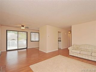 Photo 3: 620 Treanor Ave in VICTORIA: La Thetis Heights Half Duplex for sale (Langford)  : MLS®# 715393