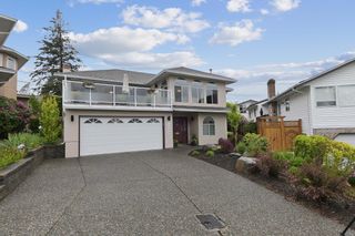 Photo 2: 15543 CATHERINE Court: White Rock House for sale in "Vista Hills" (South Surrey White Rock)  : MLS®# R2884480
