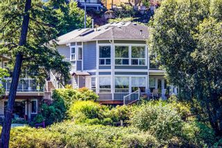 Photo 3: 9 915 Glen Vale Rd in Esquimalt: Es Kinsmen Park House for sale : MLS®# 917458