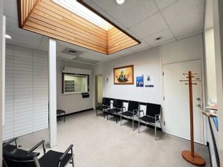 Photo 3: 401 9200 MARY Street in Chilliwack: Chilliwack Downtown Office for sale : MLS®# C8045628