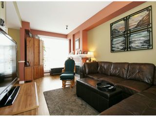 Photo 5: # 19 6465 184A ST in Surrey: Cloverdale BC Condo for sale (Cloverdale)  : MLS®# F1407563