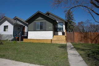 Photo 1: 815 Jubilee Avenue in Winnipeg: Fort Rouge Residential for sale (1A)  : MLS®# 202111255