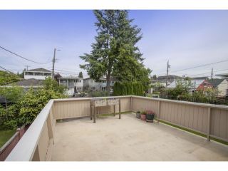 Photo 17: 15 E 51ST Avenue in Vancouver: South Vancouver House for sale in "MAIN STREET" (Vancouver East)  : MLS®# V1124628