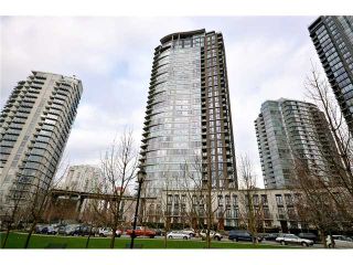 Photo 10: 2002 583 BEACH Crescent in Vancouver: Yaletown Condo for sale in "PARKWEST II" (Vancouver West)  : MLS®# V928427