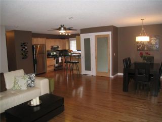 Photo 9: 6628 LAW Drive SW in CALGARY: Lakeview Residential Detached Single Family for sale (Calgary)  : MLS®# C3552508