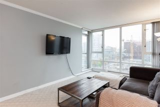 Photo 3: 1602 1033 MARINASIDE Crescent in Vancouver: Yaletown Condo for sale in "QUAYWEST" (Vancouver West)  : MLS®# R2223980