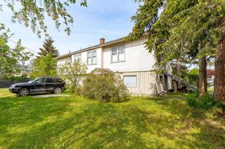 Photo 25: 203 Quincy St in View Royal: VR Hospital Quadruplex for sale : MLS®# 964476