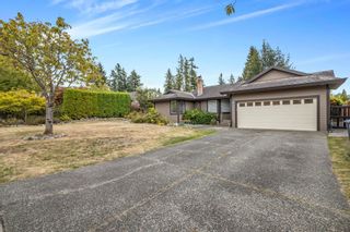Photo 2: 16380 11 Avenue in Surrey: King George Corridor House for sale in "McNally Creek West" (South Surrey White Rock)  : MLS®# R2841101