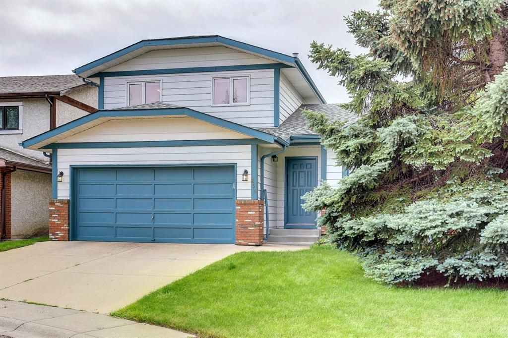 Main Photo: 256 Sunmills Place SE in Calgary: Sundance Detached for sale : MLS®# A1242862