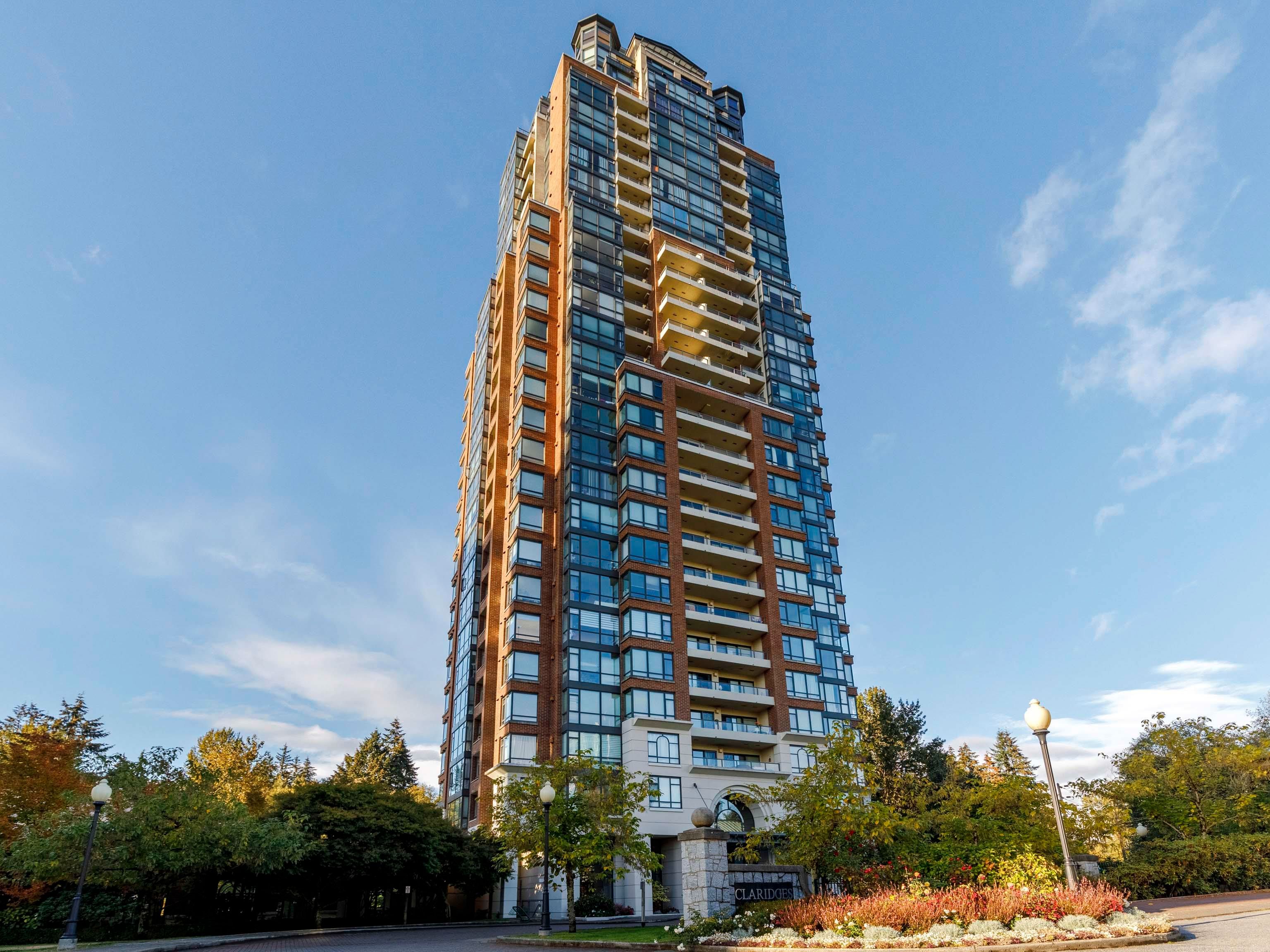 Main Photo: 501 6837 STATION HILL Drive in Burnaby: South Slope Condo for sale in "Claridges" (Burnaby South)  : MLS®# R2734302