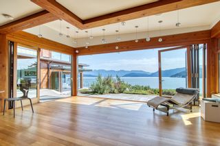 Photo 12: 1012 MARINE Drive in Gibsons: Gibsons & Area House for sale (Sunshine Coast)  : MLS®# R2723589