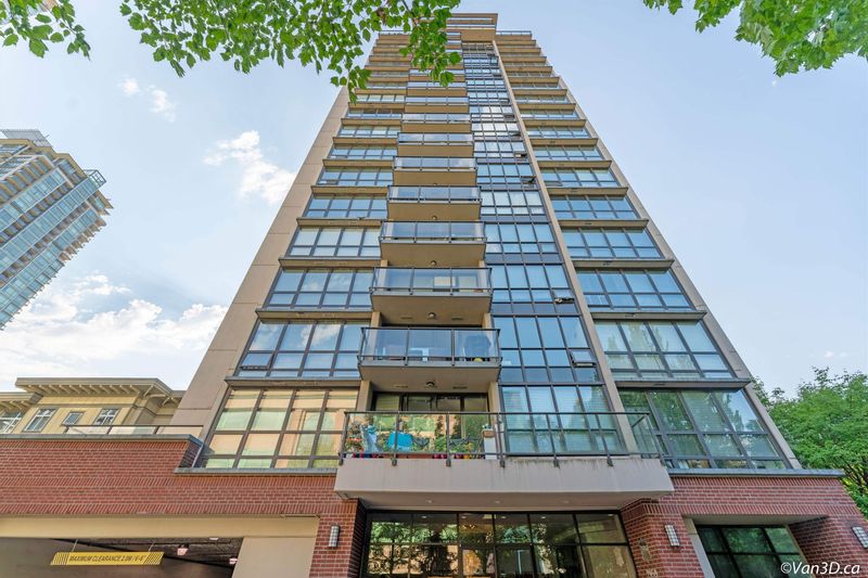 FEATURED LISTING: 303 - 2959 GLEN Drive Coquitlam