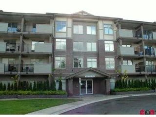 Photo 9: 402 10088 148TH Street in Surrey: Guildford Condo for sale in "Bloomsbury Court" (North Surrey)  : MLS®# F1126553