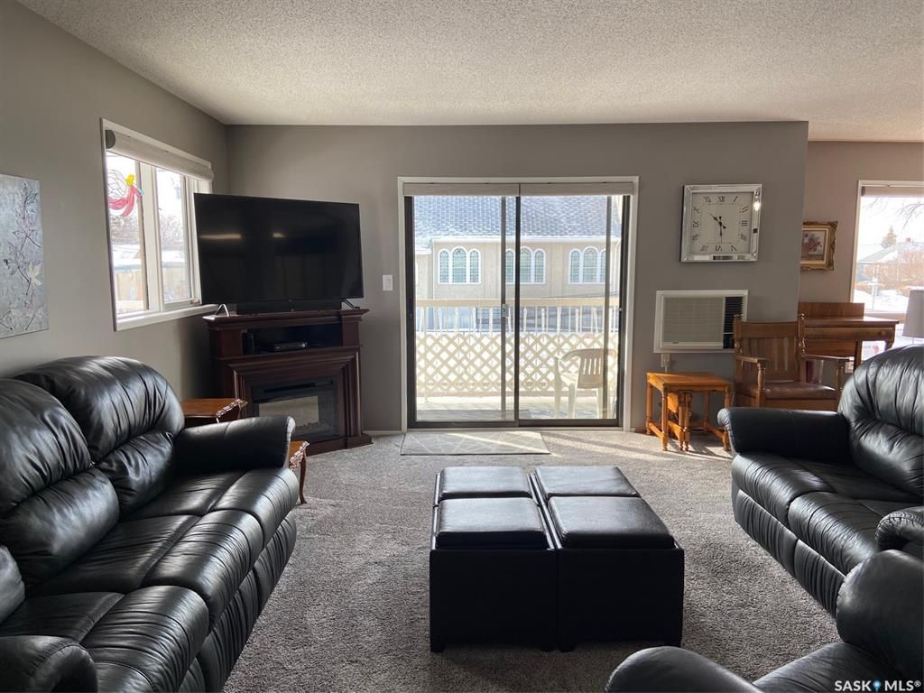 Main Photo: 102 1001 108th Street in North Battleford: Paciwin Residential for sale : MLS®# SK925217
