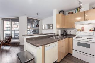 Photo 11: 4 3477 COMMERCIAL Street in Vancouver: Victoria VE Townhouse for sale in "LA VILLA" (Vancouver East)  : MLS®# R2125836