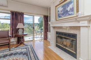 Photo 5: 34 4318 Emily Carr Dr in Saanich: SE Broadmead Row/Townhouse for sale (Saanich East)  : MLS®# 883625