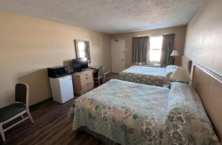 Photo 4: 35 room Motel for sale Alberta: Commercial for sale : MLS®# A1210097